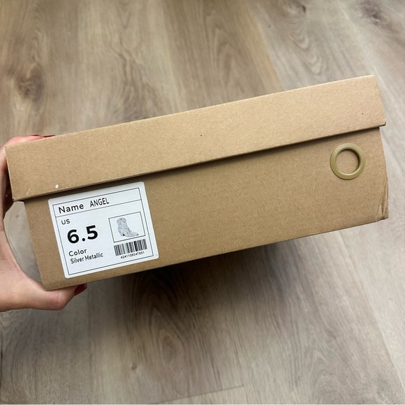 Mi.iM Angel Silver Metallic Embellished Ankle Booties - Picture 11 of 12